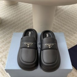 2024SS 上品ですっきり、好感度抜群 PRADA プラダ レディーススリッパ