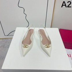 2024SS 抜群な新鮮度 VALENTINO ヴァレンティノ レディースサンダル