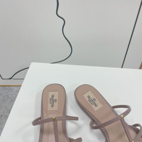 2024SS 抜群な通気性 VALENTINO ヴァレンティノ レディーススリッパ