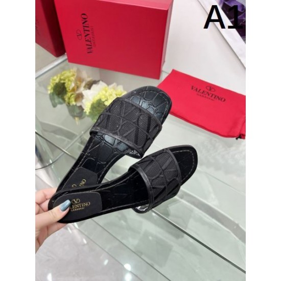 2024SS 色にも流行り VALENTINO ヴァレンティノ レディーススリッパ 2024SS 色にも流行り VALENTINO ヴァレンティノ レディーススリッパ