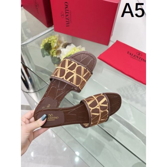 2024SS 色にも流行り VALENTINO ヴァレンティノ レディーススリッパ 2024SS 色にも流行り VALENTINO ヴァレンティノ レディーススリッパ
