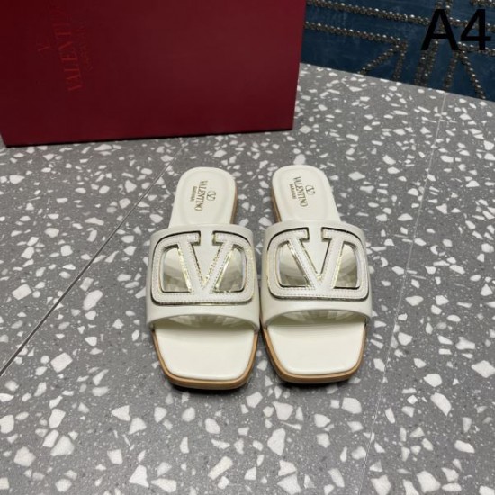 2024SS 魅力的な新作 VALENTINO ヴァレンティノ レディーススリッパ 2024SS 魅力的な新作 VALENTINO ヴァレンティノ レディーススリッパ