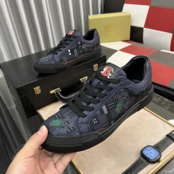 BURBERRY バーバリー 春らしい季節感 2024SS メンズ用 カジュアルシューズ