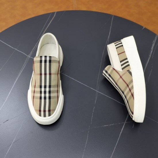BURBERRY バーバリー 激安最強セール 2024SS メンズ用 カジュアルシューズ BURBERRY バーバリー 激安最強セール 2024SS メンズ用 カジュアルシューズ