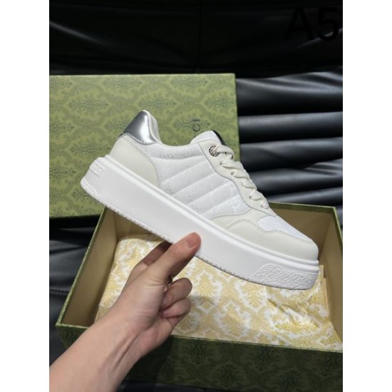 GUCCI グッチ シーン問わずに使える 2024SS メンズ用 カジュアルシューズ GUCCI グッチ シーン問わずに使える 2024SS メンズ用 カジュアルシューズ