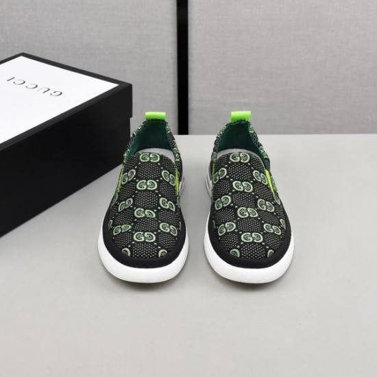 GUCCI グッチ お気に入りのスタイル 2024SS メンズ用 カジュアルシューズ GUCCI グッチ お気に入りのスタイル 2024SS メンズ用 カジュアルシューズ