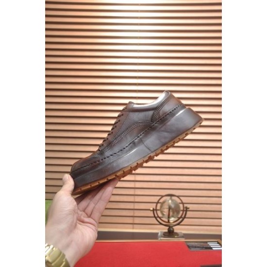GUCCI グッチ とても取り入れやすい 2024SS メンズ用 カジュアルシューズ GUCCI グッチ とても取り入れやすい 2024SS メンズ用 カジュアルシューズ