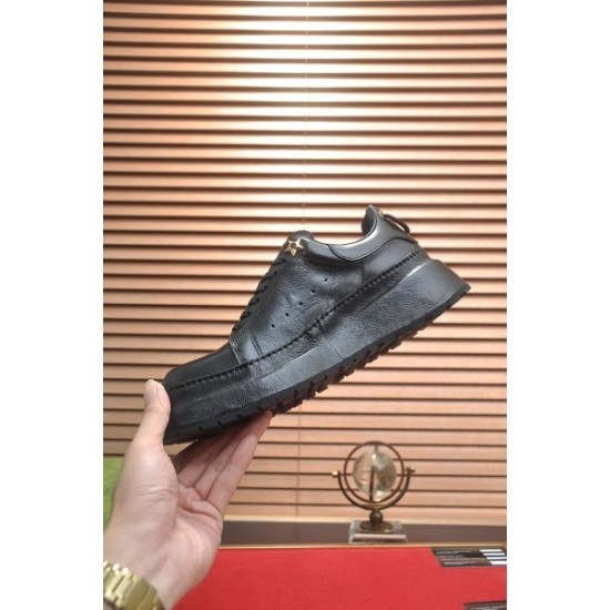 GUCCI グッチ 少量入荷☆限定モデル 2024SS メンズ用 カジュアルシューズ GUCCI グッチ 少量入荷☆限定モデル 2024SS メンズ用 カジュアルシューズ