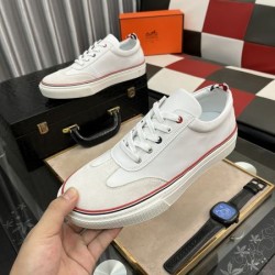 HERMES エルメス ファッションの流行り 2024SS メンズ用 カジュアルシューズ