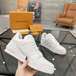 LOUIS VUITTON ルイヴィトン 入手困難 2024SS メンズ用 カジュアルシューズ