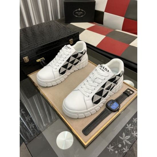 PRADA プラダ スタイリッシュな雰囲気 2024SS メンズ用 カジュアルシューズ PRADA プラダ スタイリッシュな雰囲気 2024SS メンズ用 カジュアルシューズ