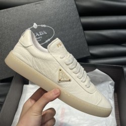 PRADA プラダ ただいま期間限定割引中 2024SS メンズ用 カジュアルシューズ