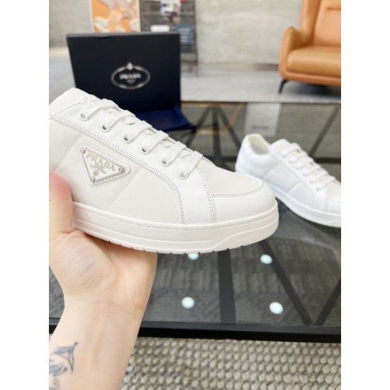 PRADA プラダ 一番注目されている商品 2024SS メンズ用 カジュアルシューズ PRADA プラダ 一番注目されている商品 2024SS メンズ用 カジュアルシューズ