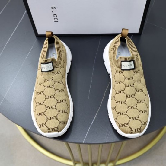 GUCCI グッチ カジュアルな雰囲気があり 2024SS メンズ用 スニーカー GUCCI グッチ カジュアルな雰囲気があり 2024SS メンズ用 スニーカー