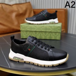 GUCCI グッチ 春らしいきれい色のように 2024SS メンズ用 スニーカー