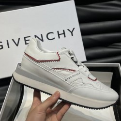 GIVENCHY ジバンシィ 夏の最旬スタイルを楽しい 2024SS メンズ用 スニーカー