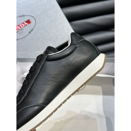 PRADA プラダ 絶対に抑えておきたいトレンド 2024SS メンズ用 スニーカー PRADA プラダ 絶対に抑えておきたいトレンド 2024SS メンズ用 スニーカー