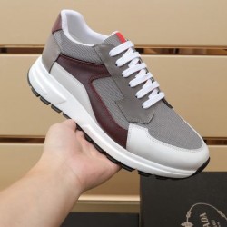 PRADA プラダ 春夏シーズン継続トレンド新着 2024SS メンズ用 スニーカー