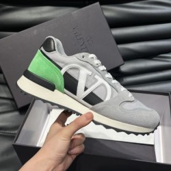 VALENTINO ヴァレンティノ 売切れ必須 2024SS メンズ用 スニーカー