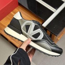 VALENTINO ヴァレンティノ 日本未入荷 2024SS メンズ用 スニーカー