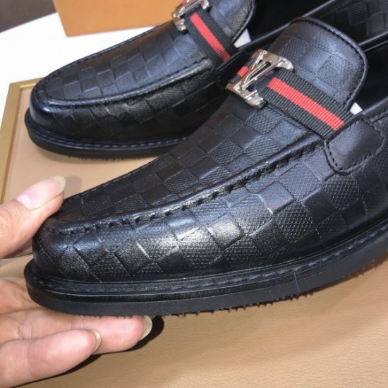 LOUIS VUITTON ルイヴィトン 限定デザイン 2024SS メンズ用 ビジネスシューズ LOUIS VUITTON ルイヴィトン 限定デザイン 2024SS メンズ用 ビジネスシューズ