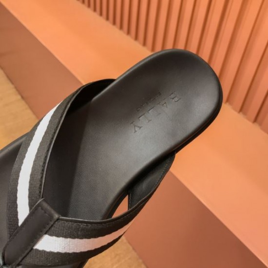BALLY バリー おしゃれ上級者の印象がある 2024SS メンズ用 スリッパ BALLY バリー おしゃれ上級者の印象がある 2024SS メンズ用 スリッパ