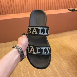 BALLY バリー 主役になる個性的なアイテム 2024SS メンズ用 スリッパ