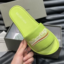 BALENCIAGA バレンシアガ 着まわし抜群カラー 2024SS メンズ用 スリッパ