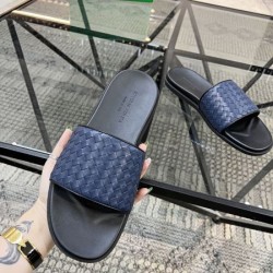 BOTTEGA VENETA ボッテガヴェネタ 今注目度が上がって 2024SS メンズ用 スリッパ