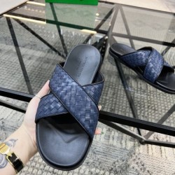 BOTTEGA VENETA ボッテガヴェネタ どちらも人気がある 2024SS メンズ用 スリッパ