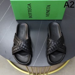 BOTTEGA VENETA ボッテガヴェネタ 鮮やかな春夏らしい 2024SS メンズ用 スリッパ