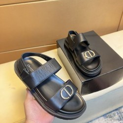 DIOR ディオール 今シーズンのトレンドアイテム 2024SS メンズ用 スリッパ