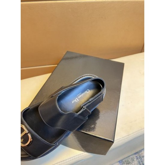 DIOR ディオール 今シーズンのトレンドアイテム 2024SS メンズ用 スリッパ DIOR ディオール 今シーズンのトレンドアイテム 2024SS メンズ用 スリッパ