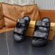 LOUIS VUITTON ルイヴィトン 夏に爆発的な人気 2024SS メンズ用 スリッパ LOUIS VUITTON ルイヴィトン 夏に爆発的な人気 2024SS メンズ用 スリッパ