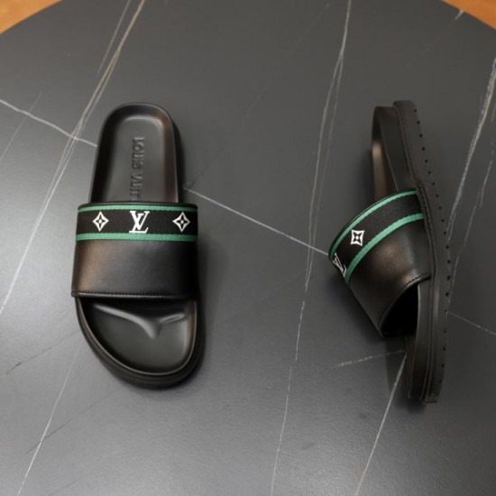 LOUIS VUITTON ルイヴィトン 夏季先取り欲しい 2024SS メンズ用 スリッパ LOUIS VUITTON ルイヴィトン 夏季先取り欲しい 2024SS メンズ用 スリッパ
