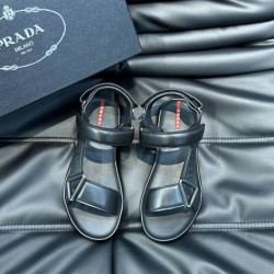PRADA プラダ 色気のあるスタイルに仕上げ 2024SS メンズ用 スリッパ