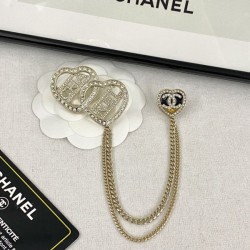 争奪戦必至！絶対チェックしたい 2024SS ブローチ CHANEL シャネル