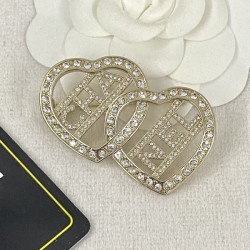 コーデ選ばずおしゃれのポイント 2024SS ブローチ CHANEL シャネル