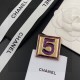 周りに差をつけるかっこいい1枚 2024SS ブローチ CHANEL シャネル
