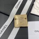 周りに差をつけるかっこいい1枚 2024SS ブローチ CHANEL シャネル