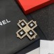 シンプルで大人っぽい印象が素敵 2024SS ブローチ CHANEL シャネル
