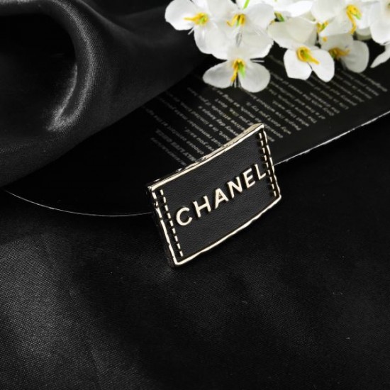 春夏ファショントレンドアイテム 2024SS ブローチ CHANEL シャネル