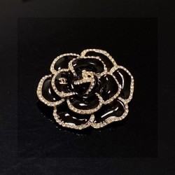 ブランドスタイルが継続的に人気 2024SS ブローチ CHANEL シャネル