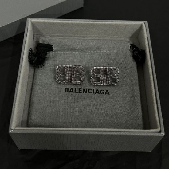 限定品 人気No.1 2024SS イヤリング BALENCIAGA バレンシアガ 限定品 人気No.1 2024SS イヤリング BALENCIAGA バレンシアガ
