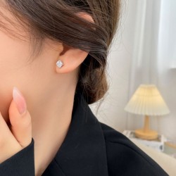 国境も時代も超えた夏季新作 2024SS イヤリング BVLGARI ブルガリ