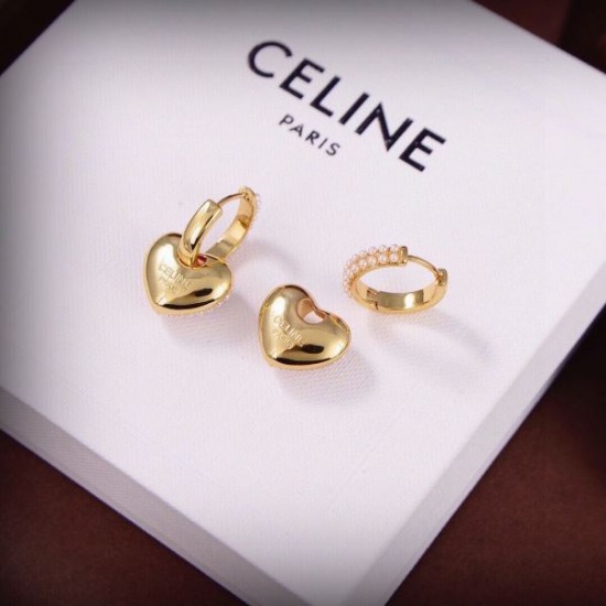色気のあるスタイルに仕上げ 2024SS イヤリング CELINE セリーヌ 