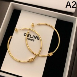 抜け感のあるスタイルが完成 2024SS イヤリング CELINE セリーヌ 