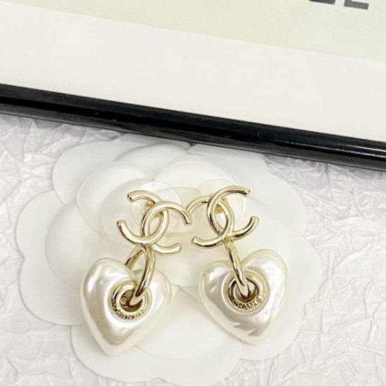 大人買い必須なこの春夏 2024SS イヤリング CHANEL シャネル 大人買い必須なこの春夏 2024SS イヤリング CHANEL シャネル