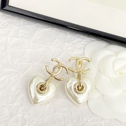大人買い必須なこの春夏 2024SS イヤリング CHANEL シャネル