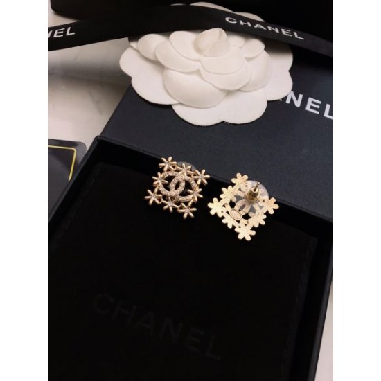 おしゃれ度をUPする新着 2024SS イヤリング CHANEL シャネル おしゃれ度をUPする新着 2024SS イヤリング CHANEL シャネル